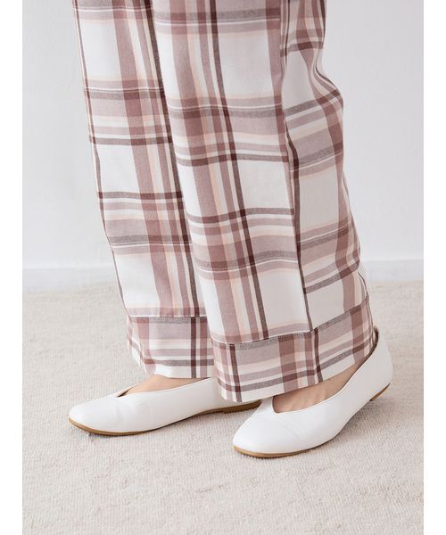 gelato pique（ジェラートピケ）の「トレンドチェック柄ロングパンツ（ルームウェア/パジャマ・レディース・ブラウン/ピンク/ブルー・F）」の15枚目の写真