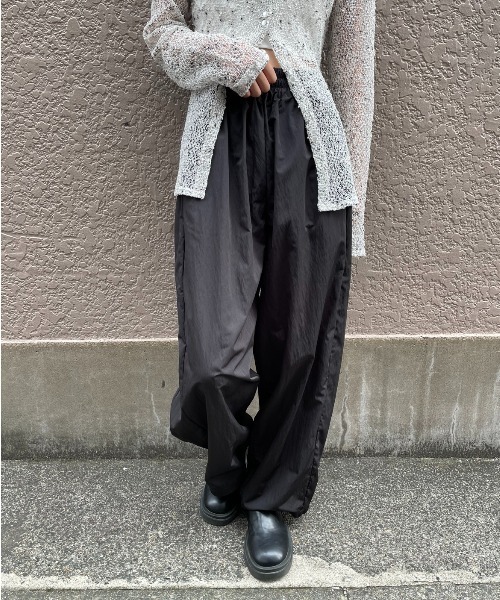 ※あ※【新品未使用】cost per kilo ナイロン変形パンツ カーブシルエットナイロンパンツ（その他パンツ）｜AIC