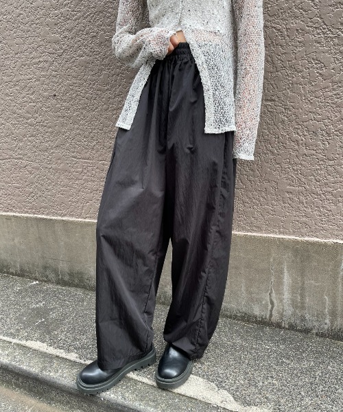 カーブシルエットナイロンパンツ（その他パンツ）｜AIC