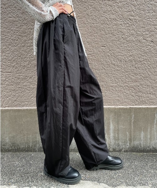カーブシルエットナイロンパンツ（その他パンツ）｜AIC