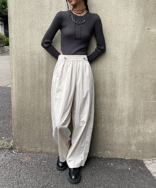 ※あ※【新品未使用】cost per kilo ナイロン変形パンツ カーブシルエットナイロンパンツ（その他パンツ）｜AIC