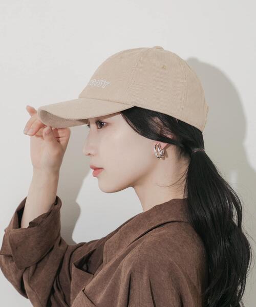 SMELLY（スメリー）の「コーデュロイロゴキャップ（キャップ・レディース・ベージュ/ネイビー/ブラウン・-）」の4枚目の写真