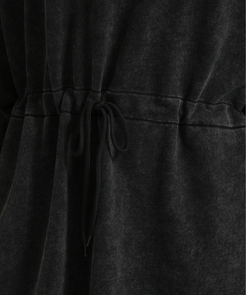 AVIREX（アヴィレックス）の「《直営店限定》FADE WASH ONEPIECE/フェイドウォッシュワンピース（ワンピース・レディース・バーガンディー/ベージュ/ブラック・F）」の15枚目の写真