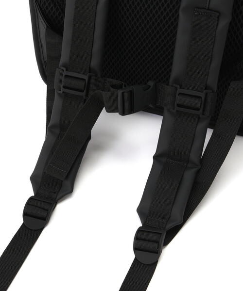 RAINS（レインズ）の「RAINS/レインズ/ロールトップリュックサック/13320（バックパック/リュック・メンズ・ブラック/ブラック系その他・F）」の22枚目の写真