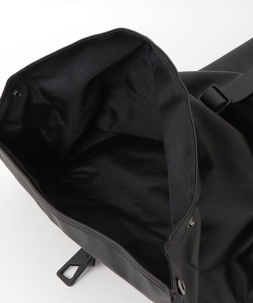 RAINS（レインズ）の「RAINS/レインズ/ロールトップリュックサック/13320（バックパック/リュック・メンズ・ブラック/ブラック系その他・F）」の8枚目の写真