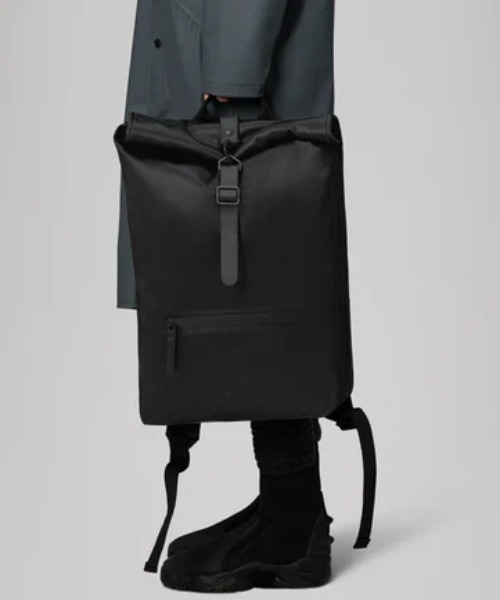 RAINS（レインズ）の「RAINS/レインズ/ロールトップリュックサック/13320（バックパック/リュック・メンズ・ブラック/ブラック系その他・F）」の9枚目の写真