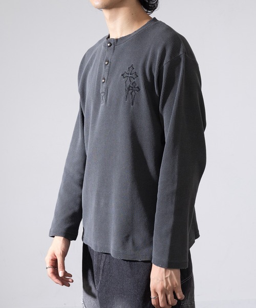 SETUP7（セットアップセブン）の「【SETUP7】ヴィンテージクロス風 刺繍ワッフルダメージ ロンT 220189 WINS（Tシャツ/カットソー・メンズ・ブラック/チャコールグレー・L/M）」の11枚目の写真