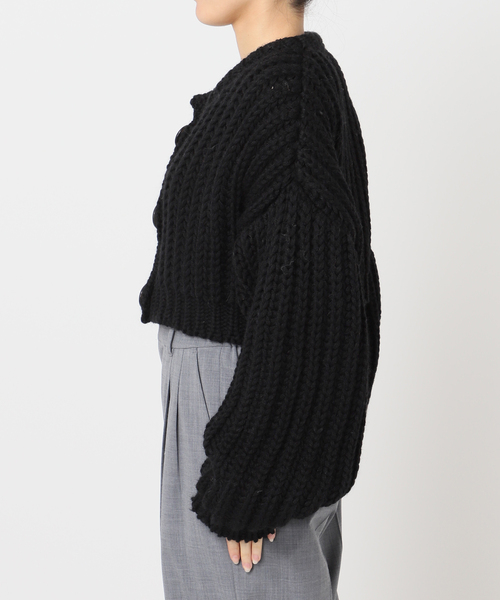 CITYSHOP(シティーショップ)の「GLEN FYNE 別注 CROPPED カーディガン(ニット/セーター・レディース・ブラック/ホワイト・FREE)」の11枚目の写真