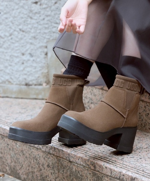 UGG for emmi】MOXY CHELSEA（ブーツ）｜UGG（アグ）のファッション