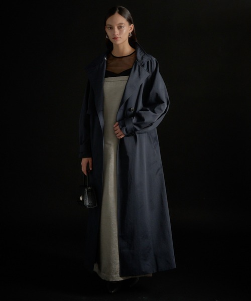 LE'RURE(リルアー)の「Over lap trench coat(トレンチコート・レディース・ベージュ/ダークネイビー・MEDIUM)」の1枚目の写真