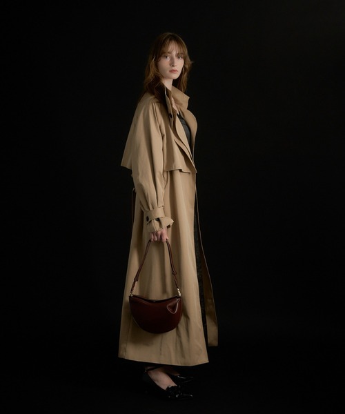 LE'RURE(リルアー)の「Over lap trench coat(トレンチコート・レディース・ベージュ/ダークネイビー・MEDIUM)」の10枚目の写真