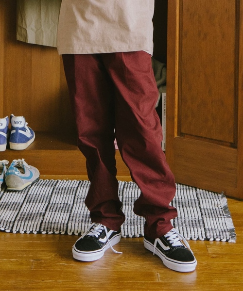 and D. petit main（アンドディープティマイン）の「ストレッチツイルテーパードパンツ（その他パンツ・キッズ・カーキ/ワイン/ブラック/ベージュ・120cm/90cm/100cm/140cm/110cm/130cm）」の4枚目の写真
