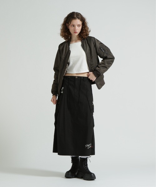 AVIREX(アヴィレックス)の「《取扱店限定アイテム》LEOPARD LOGO MA-1(MA-1・レディース・ブラック/ブラウン・S/M/L)」の6枚目の写真