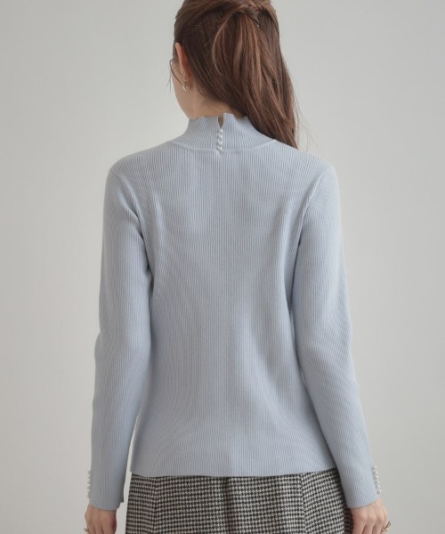 couture brooch（クチュールブローチ）の「【多機能・フェミニン】パール調リブニット（ニット/セーター・レディース・ブラック/レッド系1/サックスブルー/オフホワイト/グレー/ワインレッド・36/38/42）」の14枚目の写真