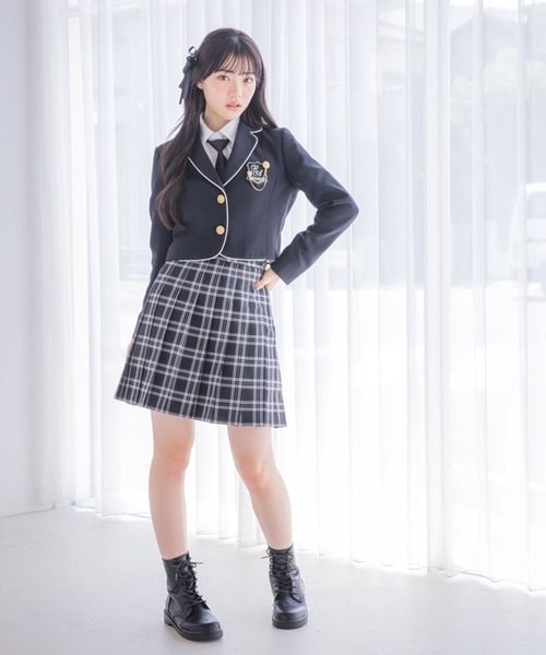 repipi armario(レピピ アルマリオ)の「【卒服2026】ボレロジャケット(ノーカラージャケット・キッズ・グレー/ブラック/ブラウン系・MEDIUM/LARGE)」の15枚目の写真