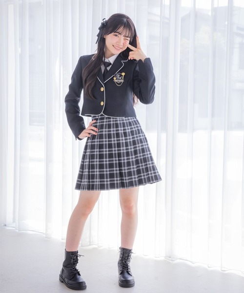 repipi armario(レピピ アルマリオ)の「【卒服2026】ボレロジャケット(ノーカラージャケット・キッズ・グレー/ブラック/ブラウン系・MEDIUM/LARGE)」の17枚目の写真