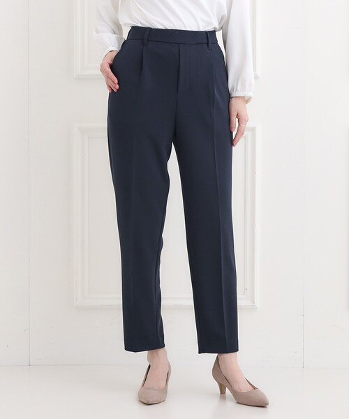 SHOO・LA・RUE(シューラルー)の「【洗濯機可/セットアップ可/S-3L】きちんと楽に。カットジョーゼット テーパードパンツ(その他パンツ・レディース・ネイビー/ナチュラル/ブラック・01/02/03/04/05)」の17枚目の写真