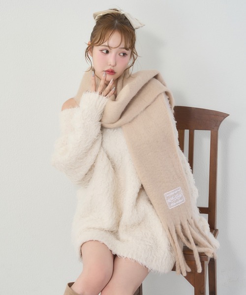 one after another NICE CLAUP（ワンアフターアナザーナイスクラップ）の「ブークレマフラー（マフラー・レディース・グレー/サックスブルー/アイボリー/ピンク/ベージュ・FREE）」の15枚目の写真