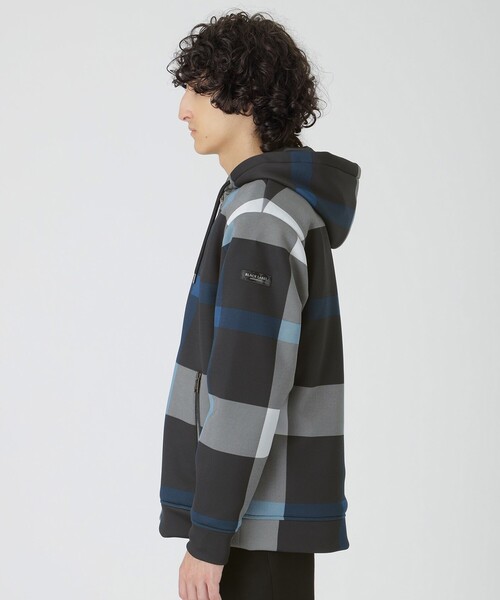 BLACK LABEL CRESTBRIDGE(ブラックレーベル・クレストブリッジ)の「エアリークレストブリッジチェックパデッドパーカー(パーカー・メンズ・ブラック/ベージュ系その他5・M/L/XL)」の12枚目の写真