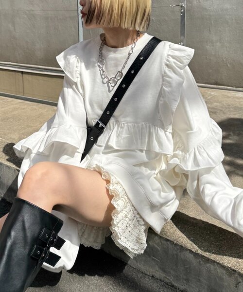 w closet（ダブルクローゼット）の「フリルBIGスウェット（Tシャツ/カットソー・レディース・グレー/イエロー/ブラック/アイボリー/ブルー・FREE）」の8枚目の写真