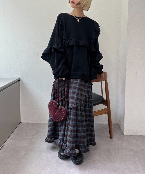 w closet（ダブルクローゼット）の「フリルBIGスウェット（Tシャツ/カットソー・レディース・グレー/イエロー/ブラック/アイボリー/ブルー・FREE）」の21枚目の写真