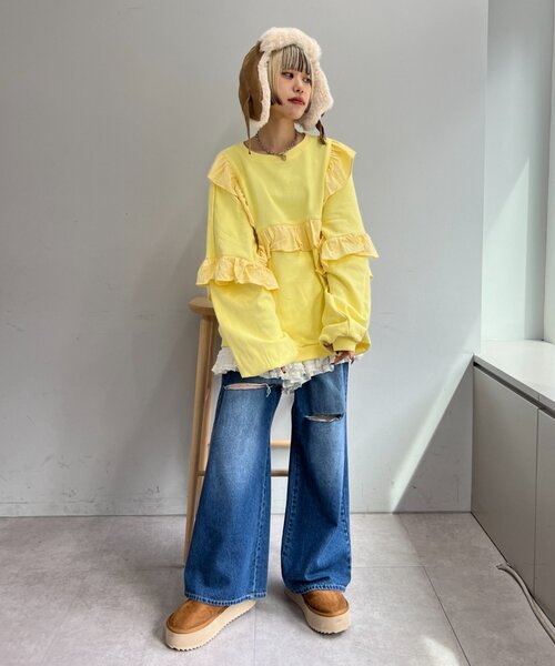 w closet(ダブルクローゼット)の「【リバイバル/5色展開】フリルBIGスウェット《WEB限定》(スウェット・レディース・グレー/イエロー/ブラック/アイボリー/ブルー・FREE)」の9枚目の写真