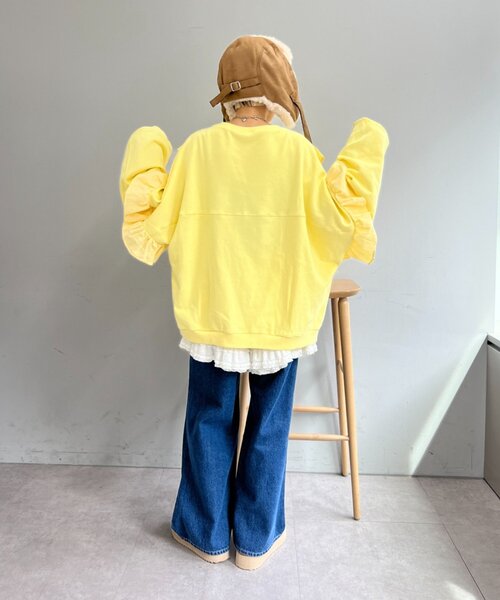 w closet(ダブルクローゼット)の「【リバイバル/5色展開】フリルBIGスウェット《WEB限定》(スウェット・レディース・グレー/イエロー/ブラック/アイボリー/ブルー・FREE)」の11枚目の写真