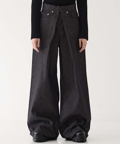 STUDIOUS（ステュディオス）の「【JOHN LAWRENCE SULLIVAN/ジョンローレンスサリバン】RIGID DENIM WIDE PANTS (SHORT LENGTH)リジッドワイドデニムパンツ（デニムパンツ・レディース・ブラック/ブラック系その他・XS/S/M）」の13枚目の写真