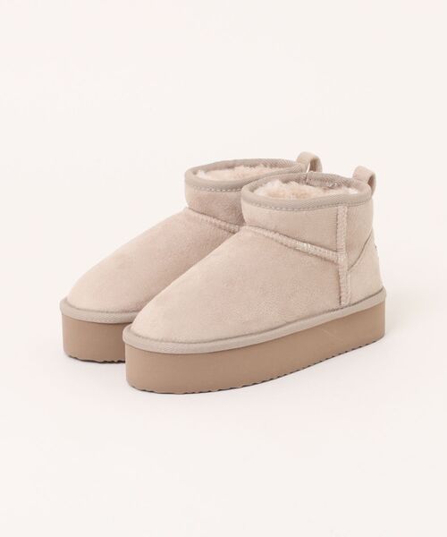 algy（アルジー）の「ALGY ショート 厚底ムートン（ブーツ・キッズ・ベージュ/キャメル/ブラック・23.0cm/24.0cm/22.0cm/21.0cm/20.0cm）」の3枚目の写真