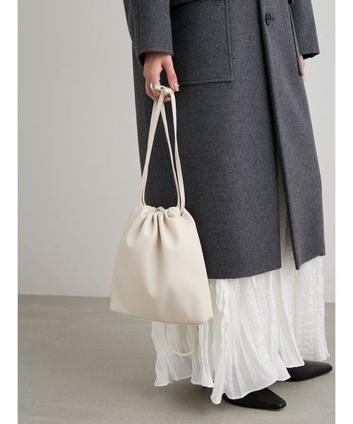 MIESROHE（ミースロエ）の「ドロスト２ＷＡＹバッグ（ショルダーバッグ・レディース・ライム/アイボリー/ブラック・F）」の4枚目の写真