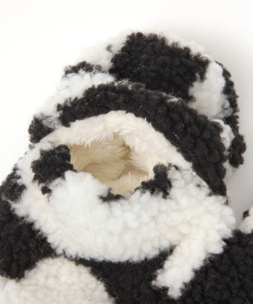 niko and...(ニコアンド)の「オリジナルフェイクファーボアストラップ付きミトン(手袋・レディース・グリーン/ピンク/その他1/モカ/サックスブルー/アイボリー・0)」の21枚目の写真