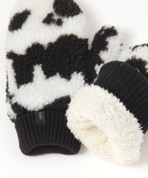 niko and...(ニコアンド)の「オリジナルフェイクファーボアストラップ付きミトン(手袋・レディース・グリーン/ピンク/その他1/モカ/サックスブルー/アイボリー・0)」の22枚目の写真