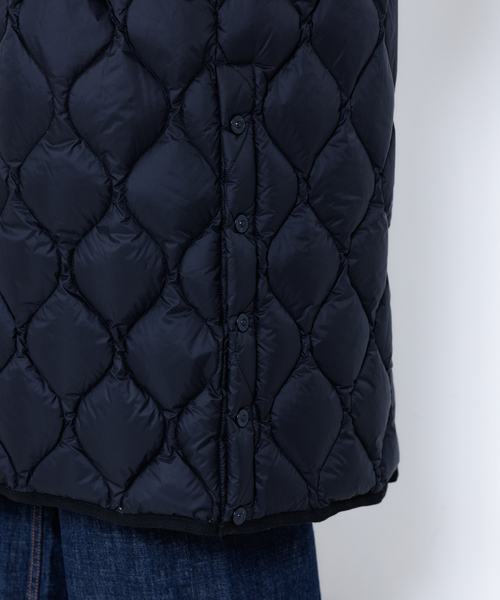 TAION(タイオン)の「【TAION】 オーバーサイズ ダウン ロングジャケット(ダウンジャケット/コート・レディース・ブラック/モスグリーン・S)」の17枚目の写真