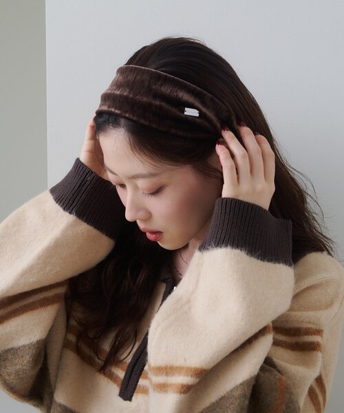 Kastane（カスタネ）の「【fiw.】ベロアヘアバンド（ヘアバンド・レディース・ブラウン/ブラック・FREE）」の10枚目の写真