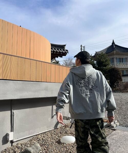 GAKKAI UNIONS(ガッカイユニオンズ)の「ウェルカムホーム刺繍フードジップアップブラック(パーカー・レディース・その他・MEDIUM/LARGE/SMALL)」の7枚目の写真
