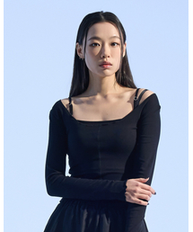 MOAA（モア）の「Layered Squar Neck Top (BLACK)) inner set（Tシャツ/カットソー・レディース）」