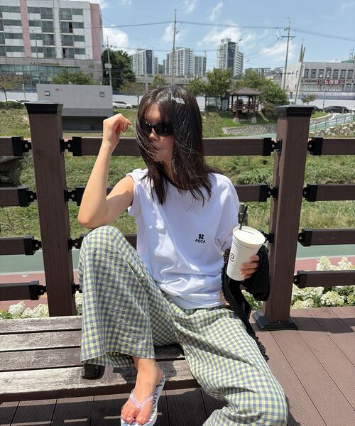 AECA(エイカ)の「EVERYDAY AECA CLOVER HALF SLEEVE TEE-WHITE(Tシャツ/カットソー・レディース・その他・SMALL/X-LARGE/2XL/LARGE/MEDIUM)」の15枚目の写真