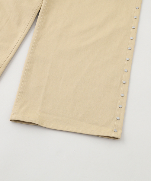 AFB(エーエフビー)の「AFB / エーエフビー SUPER BAGGY STUDDED PANTS(その他パンツ・メンズ・カーキ・MEDIUM/LARGE)」の5枚目の写真
