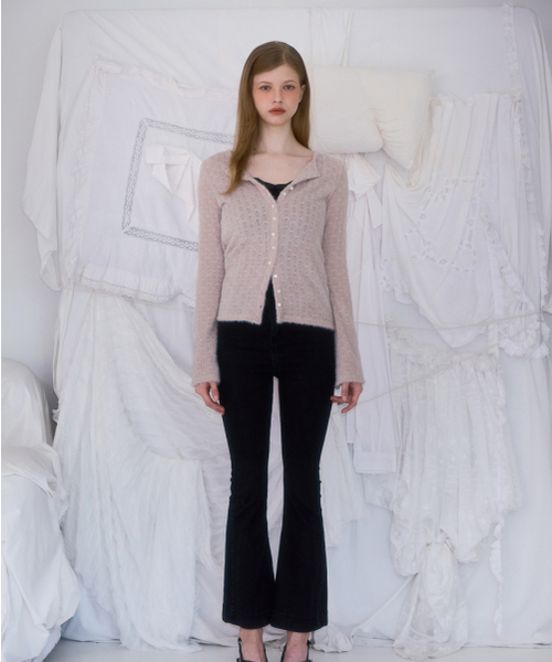 ROSEFRANTZ（ロゼフランツ）の「Hairy Slim Fur Cardigan [Light Beige]（カーディガン/ボレロ・レディース・オートミール・OS）」の2枚目の写真