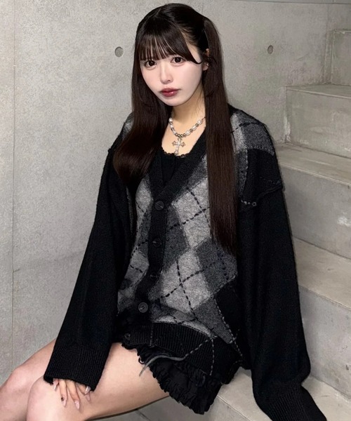 Lae（レイ）の「アーガイルニットカーディガン（ニット/セーター・レディース・ブラック・LARGE/MEDIUM）」の3枚目の写真