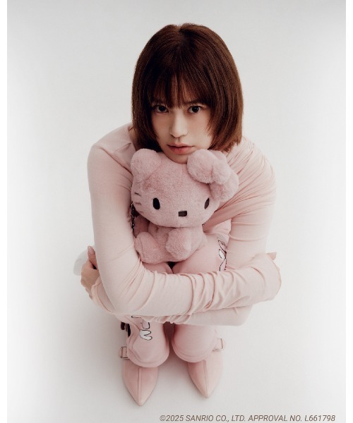 FURFUR(ファーファー)の「【WEB・一部店舗限定カラー】HELLO KITTYぬいぐるみショルダー(ショルダーバッグ・レディース・チャコールグレー/ブラック/サックスブルー/ホワイト/ピンク・F)」の10枚目の写真