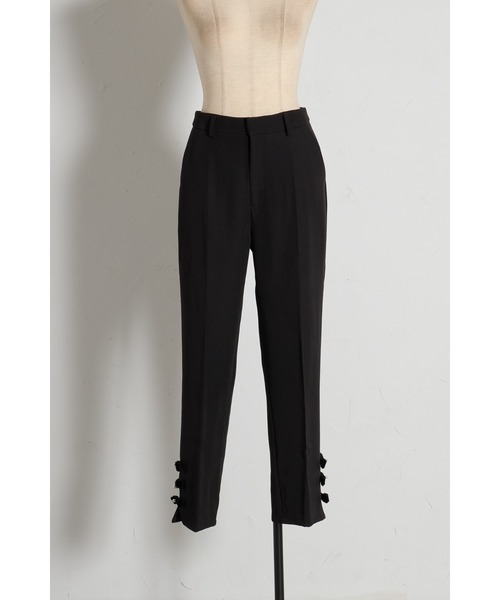 tocco closet（トッコ　クローゼット）の「裾パール＆ベロアリボン付きテーパードパンツ（デニムパンツ・レディース・ブラック/ブルー・M）」の15枚目の写真