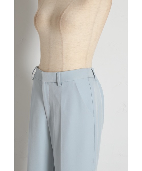 tocco closet（トッコ　クローゼット）の「裾パール＆ベロアリボン付きテーパードパンツ（デニムパンツ・レディース・ブラック/ブルー・M）」の21枚目の写真