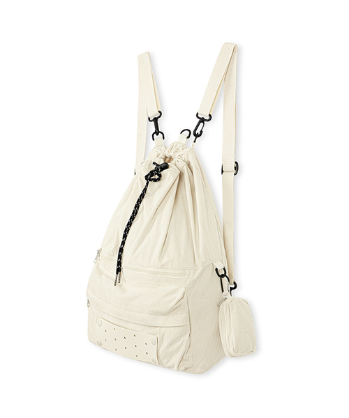 COSTUME O’CLOCK(コスチュームオクロック)の「ユーティリティストリングバックパック 5COLOR COOSBG006(バックパック/リュック・メンズ・ベージュ系その他/ダークブラック/ブラック系その他/ライトベージュ/ブラック・FREE)」の4枚目の写真