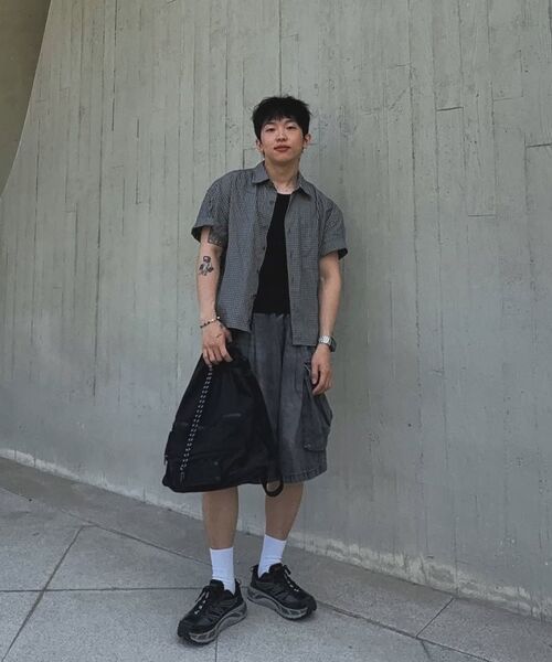 COSTUME O’CLOCK(コスチュームオクロック)の「ユーティリティストリングバックパック 5COLOR COOSBG006(バックパック/リュック・メンズ・ベージュ系その他/ダークブラック/ブラック系その他/ライトベージュ/ブラック・FREE)」の15枚目の写真