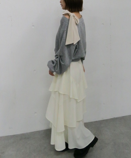 archives（アルシーヴ）の「ベロアリボンタックオフショルスウェット（スウェット・レディース・グレー/チャコールグレー/アイボリー・MEDIUM）」の20枚目の写真