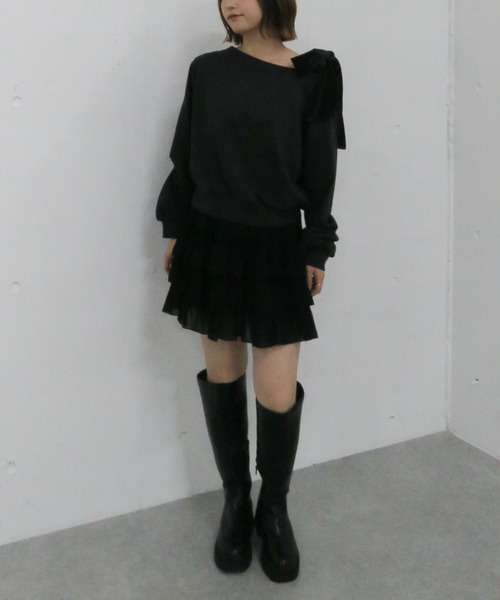 archives（アルシーヴ）の「ベロアリボンタックオフショルスウェット（スウェット・レディース・グレー/チャコールグレー/アイボリー・MEDIUM）」の9枚目の写真