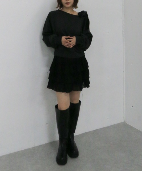 archives（アルシーヴ）の「ベロアリボンタックオフショルスウェット（スウェット・レディース・グレー/チャコールグレー/アイボリー・MEDIUM）」の11枚目の写真