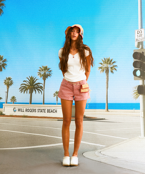 SUNDAY FRUIT MARKET(サンデーフルーツマーケット)の「W) THIN STRIPE SHORT RED(その他パンツ・レディース・その他・SMALL/LARGE)」の6枚目の写真