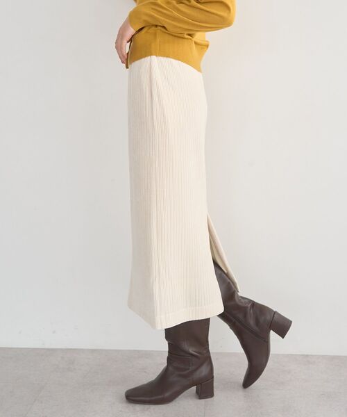YECCA VECCA（イェッカヴェッカ）の「コーデュロイナロースカート（スカート・レディース・チャコールグレー/アイボリー/ブラウン・FREE）」の6枚目の写真